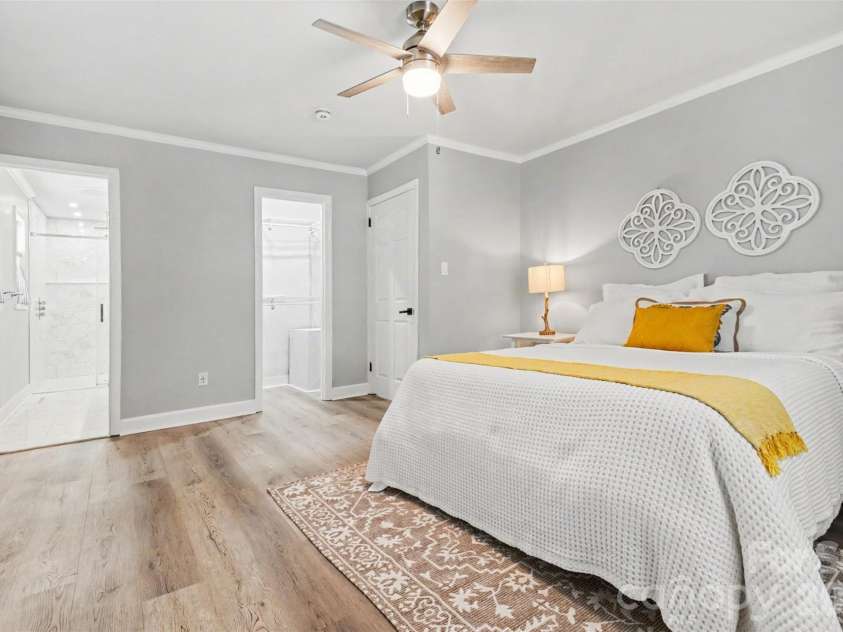 738 Edgemoor Drive, Mooresville, NC 28115.  MLS# CAR4382810, YatesRealty ID 28144. 
