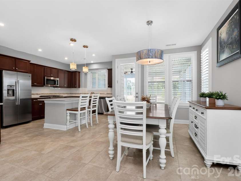 4122 Moxie Way, Charlotte, NC 28215.  MLS# CAR4384032, YatesRealty ID 28145. 