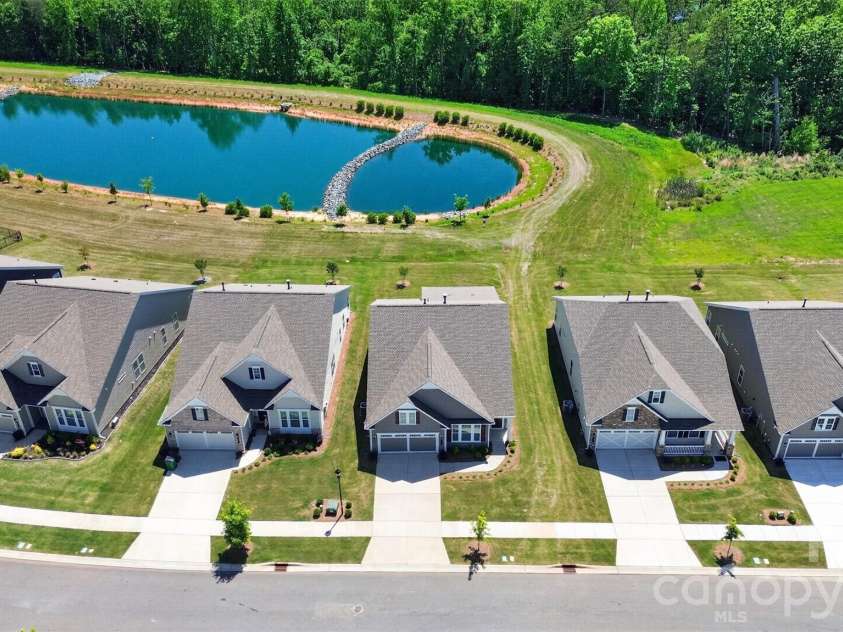 4122 Moxie Way, Charlotte, NC 28215.  MLS# CAR4384032, YatesRealty ID 28145. 
