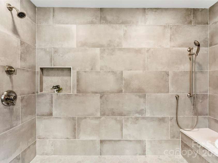 3661 Annlin Avenue, Charlotte, NC 28209.  MLS# CAR4259682, YatesRealty ID 28146. Primary Bathroom