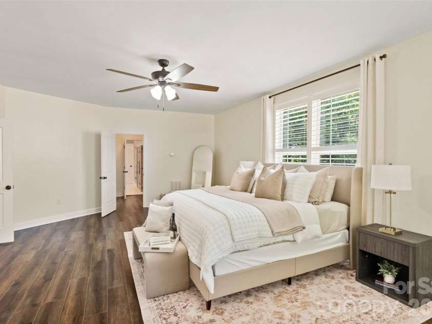 3911 Sandy Point Drive, York, SC 29745.  MLS# CAR4384712, YatesRealty ID 28147. 