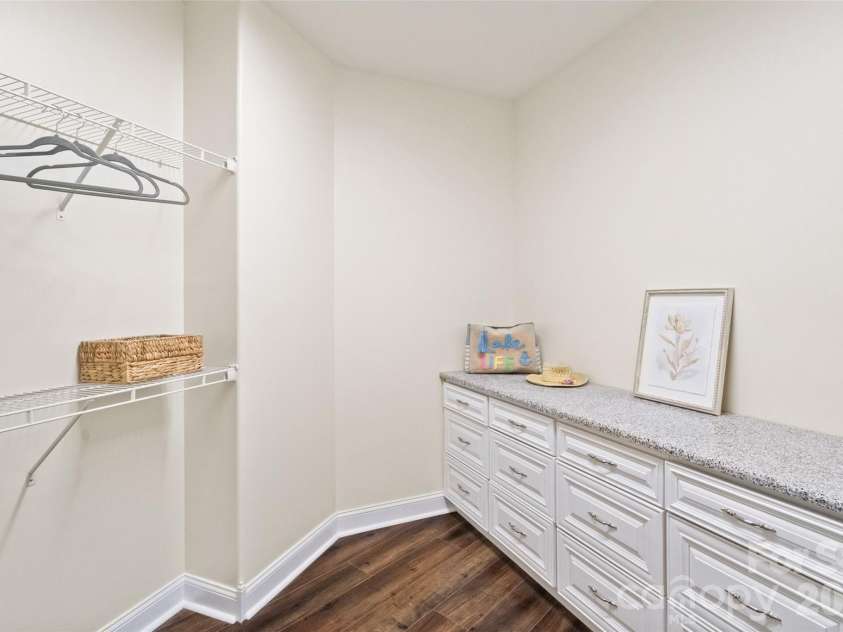 3911 Sandy Point Drive, York, SC 29745.  MLS# CAR4384712, YatesRealty ID 28147. 