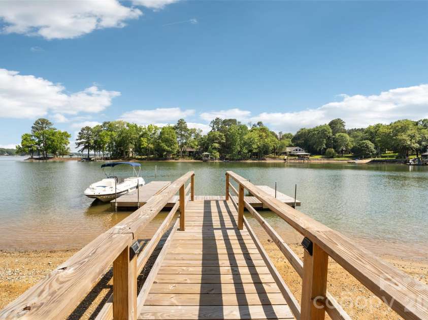 3911 Sandy Point Drive, York, SC 29745.  MLS# CAR4384712, YatesRealty ID 28147. 