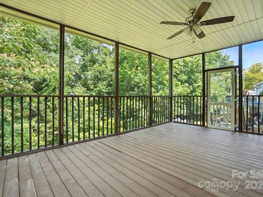 5807 Mctaggart Lane, Charlotte, NC 28269.  MLS# CAR4237626, YatesRealty ID 28147. 