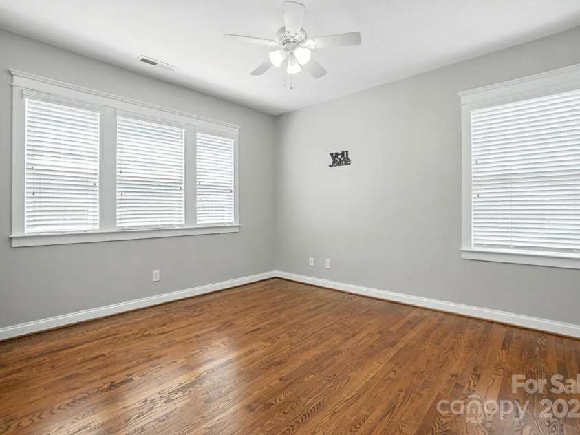 5807 Mctaggart Lane, Charlotte, NC 28269.  MLS# CAR4237626, YatesRealty ID 28147. Jack N Jill 2