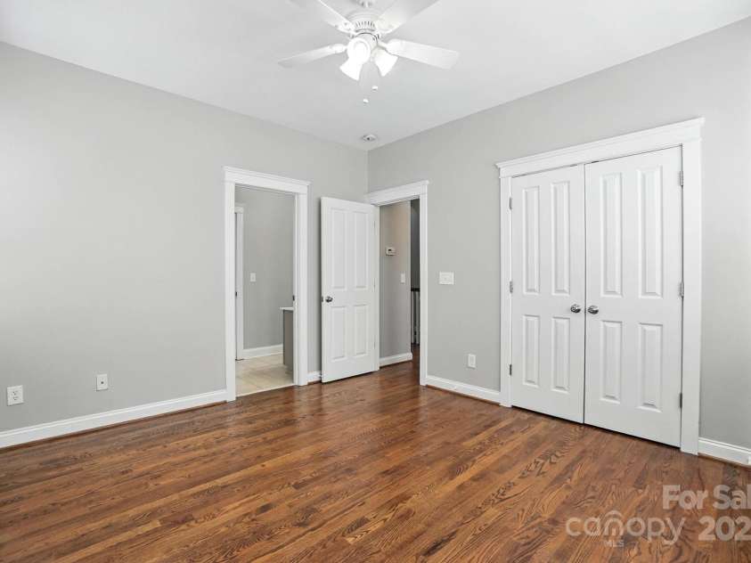 5807 Mctaggart Lane, Charlotte, NC 28269.  MLS# CAR4237626, YatesRealty ID 28147. Jack N Jill 2