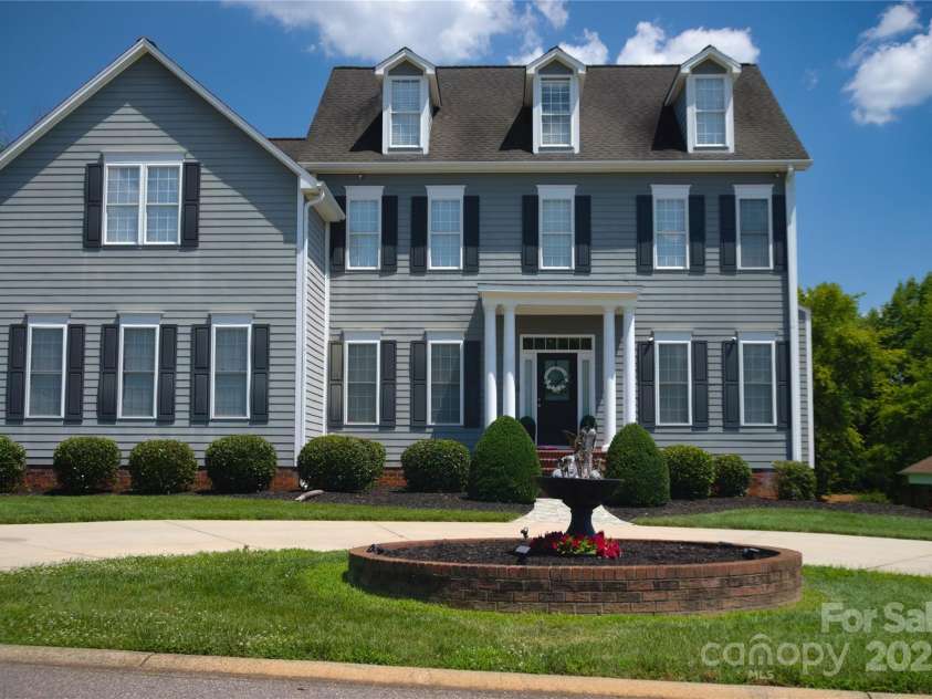 143 Gibbs Road, Mooresville, NC 28117.  MLS# CAR4244508, YatesRealty ID 28148. Front exterior view