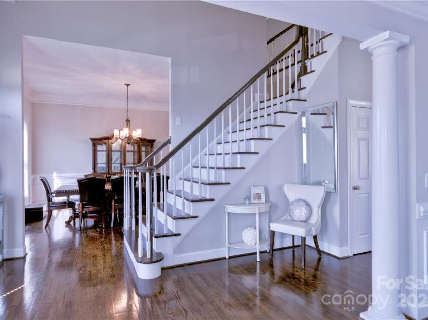 143 Gibbs Road, Mooresville, NC 28117.  MLS# CAR4244508, YatesRealty ID 28148. Grand staircase