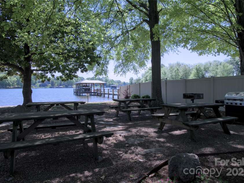 143 Gibbs Road, Mooresville, NC 28117.  MLS# CAR4244508, YatesRealty ID 28148. Picnic area/lake access area