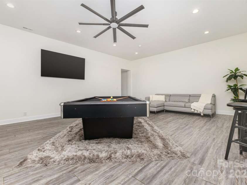 143 Gibbs Road, Mooresville, NC 28117.  MLS# CAR4319379, YatesRealty ID 28148. 