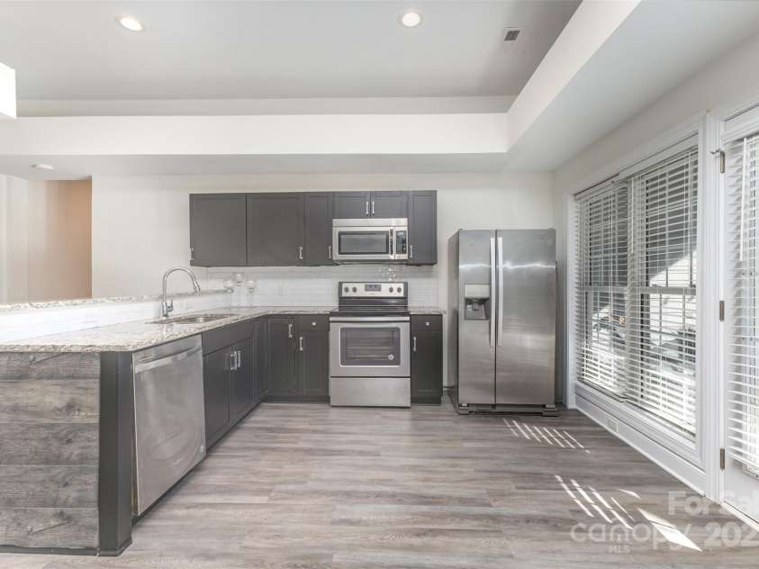 143 Gibbs Road, Mooresville, NC 28117.  MLS# CAR4319379, YatesRealty ID 28148. 