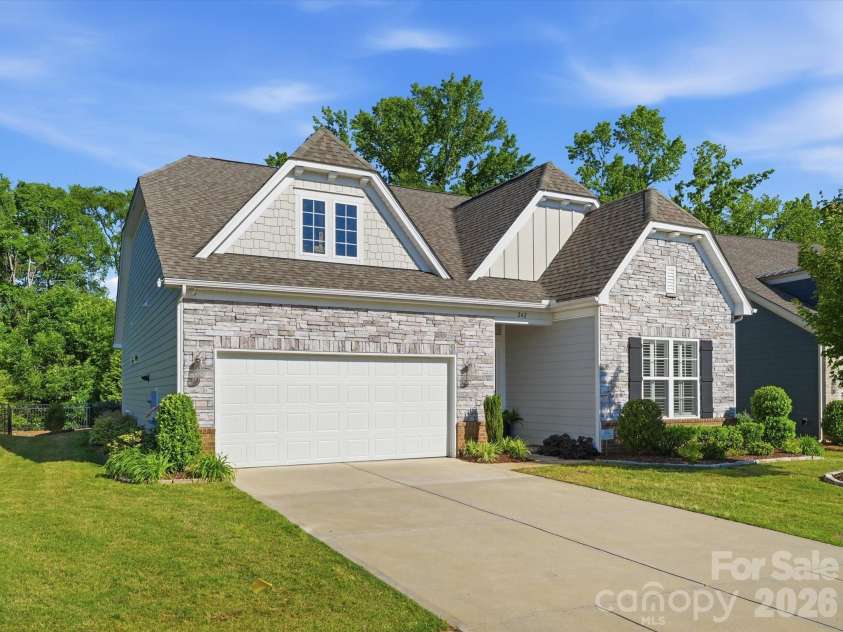 242 Pintail Drive, Monroe, NC 28110.  MLS# CAR4384492, YatesRealty ID 28148. 