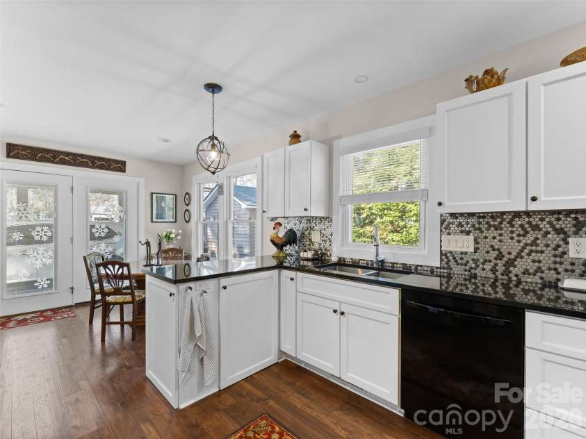294 Caldwell Street, Brevard, NC 28712.  MLS# CAR4352392, YatesRealty ID 2815. 