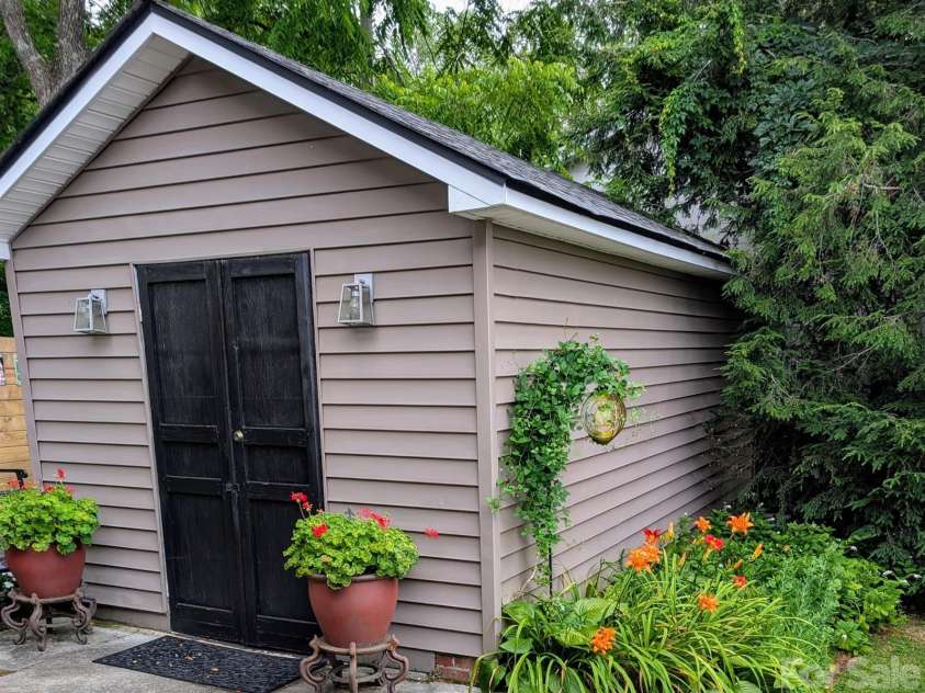 294 Caldwell Street, Brevard, NC 28712.  MLS# CAR4352392, YatesRealty ID 2815. 