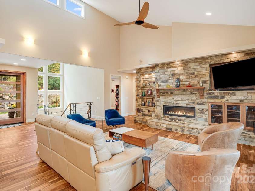 328 Boundary Tree Pass, Arden, NC 28704.  MLS# CAR4194252, YatesRealty ID 2815. 