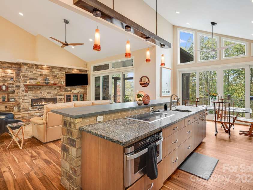 328 Boundary Tree Pass, Arden, NC 28704.  MLS# CAR4194252, YatesRealty ID 2815. 