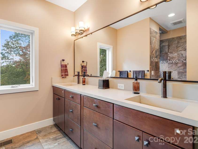 328 Boundary Tree Pass, Arden, NC 28704.  MLS# CAR4194252, YatesRealty ID 2815. 