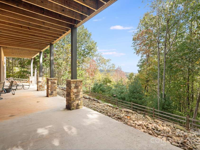 328 Boundary Tree Pass, Arden, NC 28704.  MLS# CAR4194252, YatesRealty ID 2815. 