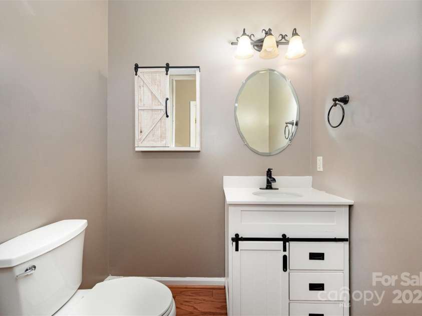 500 Pearl Place Lane, York, SC 29745.  MLS# CAR4284015, YatesRealty ID 2815. 