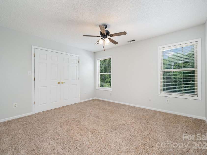 500 Pearl Place Lane, York, SC 29745.  MLS# CAR4284015, YatesRealty ID 2815. 