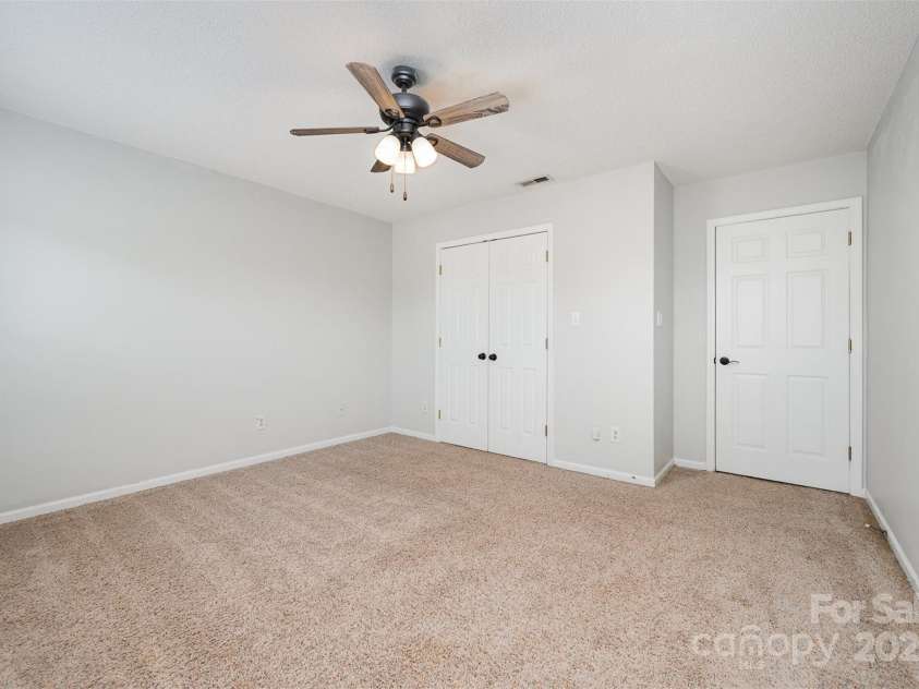 500 Pearl Place Lane, York, SC 29745.  MLS# CAR4284015, YatesRealty ID 2815. 