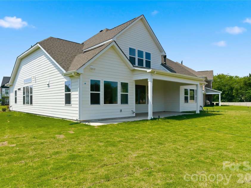4016 Dahlia Drive, Harrisburg, NC 28075.  MLS# CAR4384479, YatesRealty ID 28151. 