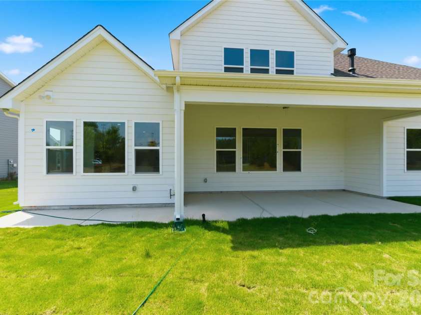 4016 Dahlia Drive, Harrisburg, NC 28075.  MLS# CAR4384479, YatesRealty ID 28151. 