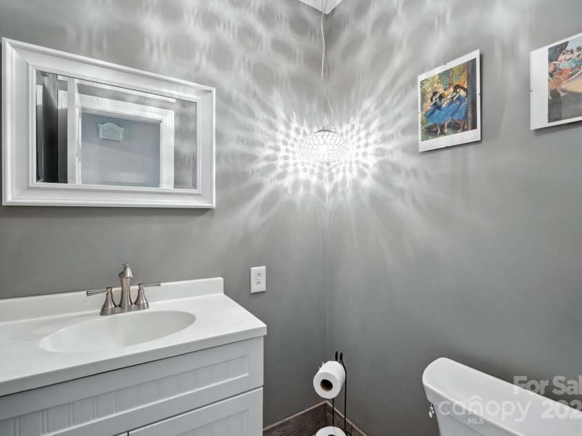 310 25th Avenue, Hickory, NC 28601.  MLS# CAR4273187, YatesRealty ID 28152. 