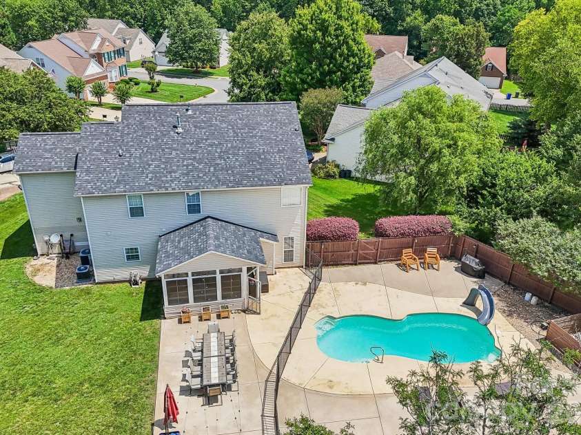 12900 Mccahan Lane, Huntersville, NC 28078.  MLS# CAR4387905, YatesRealty ID 28155. 