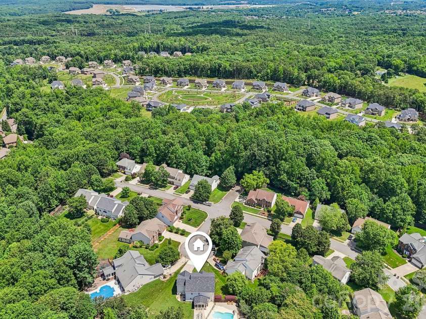 12900 Mccahan Lane, Huntersville, NC 28078.  MLS# CAR4387905, YatesRealty ID 28155. 