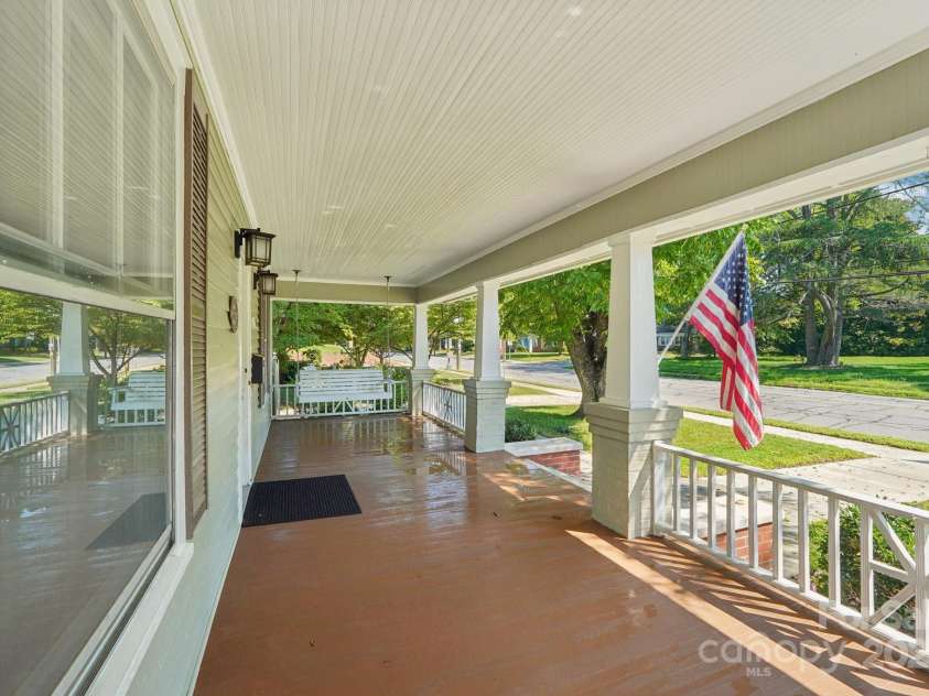 448 Union Street, Concord, NC 28025.  MLS# CAR4260644, YatesRealty ID 28155. 