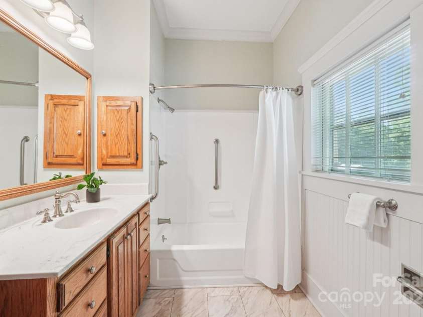 448 Union Street, Concord, NC 28025.  MLS# CAR4260644, YatesRealty ID 28155. 