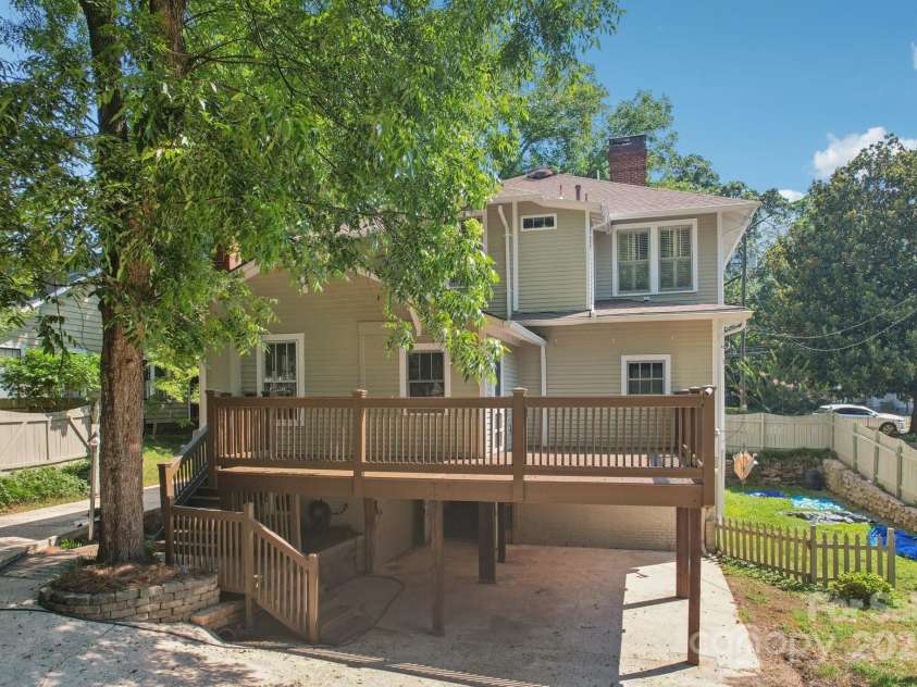 448 Union Street, Concord, NC 28025.  MLS# CAR4260644, YatesRealty ID 28155. 