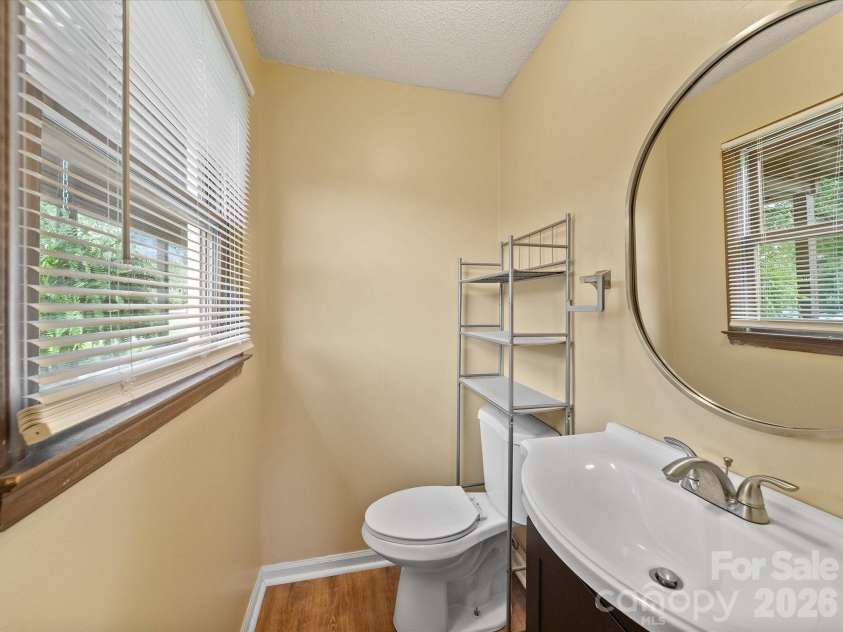 3510 Flint Drive, Statesville, NC 28677.  MLS# CAR4370071, YatesRealty ID 28156. 