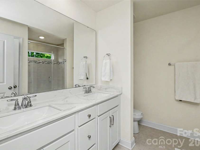 1010 Moffatt Lane, Matthews, NC 28105.  MLS# CAR4387206, YatesRealty ID 28157. 