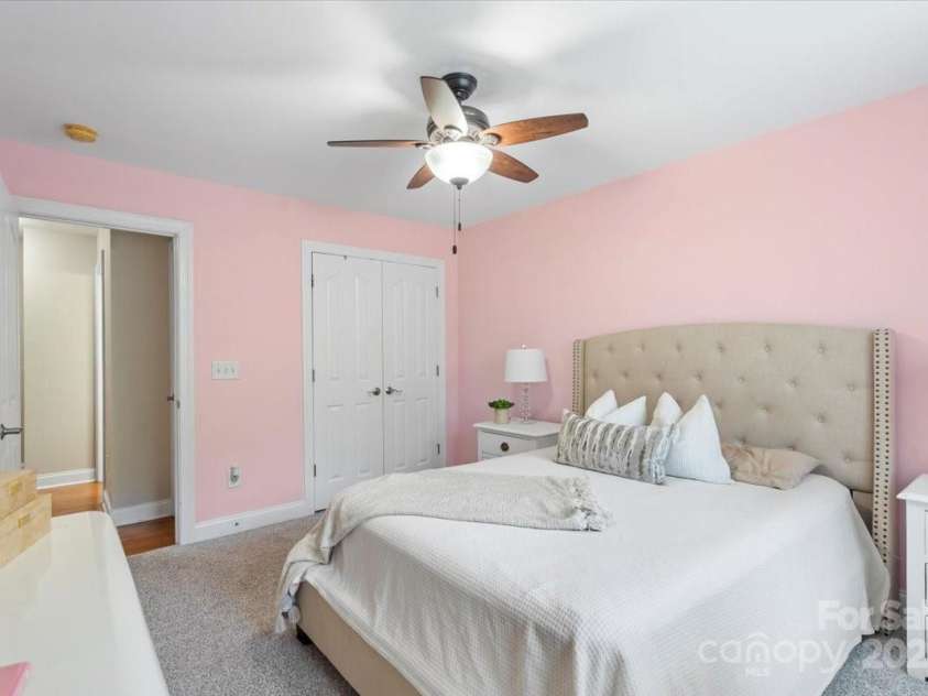 110 Isle Run Drive, Mooresville, NC 28117.  MLS# CAR4269244, YatesRealty ID 28158. 