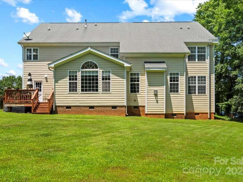 110 Isle Run Drive, Mooresville, NC 28117.  MLS# CAR4269244, YatesRealty ID 28158. Backyard