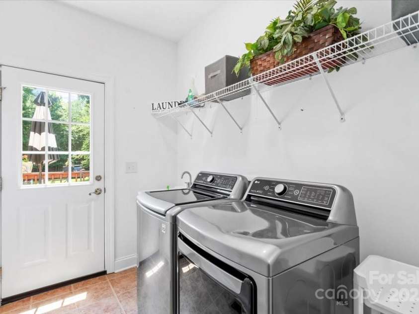 110 Isle Run Drive, Mooresville, NC 28117.  MLS# CAR4269244, YatesRealty ID 28158. Laundry Room