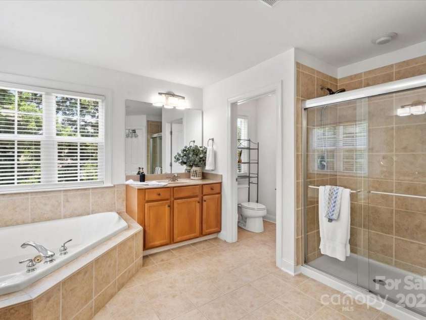 110 Isle Run Drive, Mooresville, NC 28117.  MLS# CAR4269244, YatesRealty ID 28158. Primary Bath w/Stand-In Shower