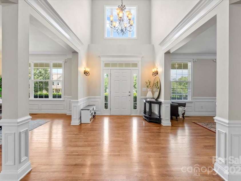 110 Isle Run Drive, Mooresville, NC 28117.  MLS# CAR4269244, YatesRealty ID 28158. Two Story Foyer Entrance