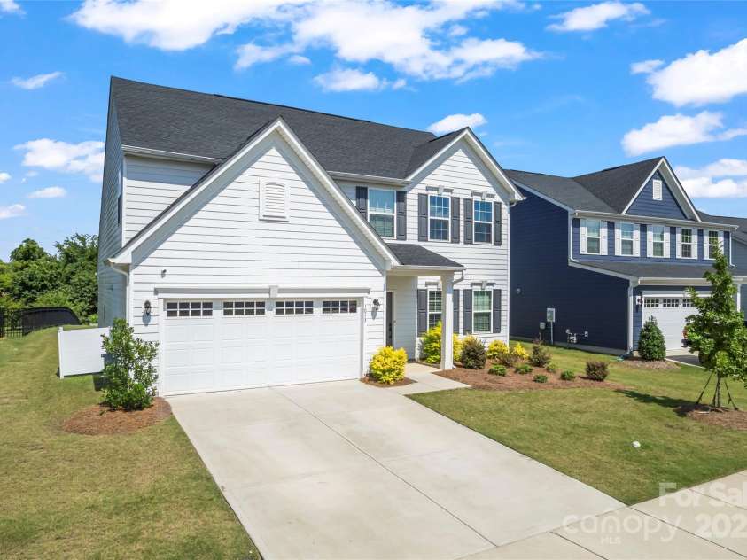 1013 Augustus Beamon Drive, Indian Trail, NC 28079.  MLS# CAR4277079, YatesRealty ID 28159. 