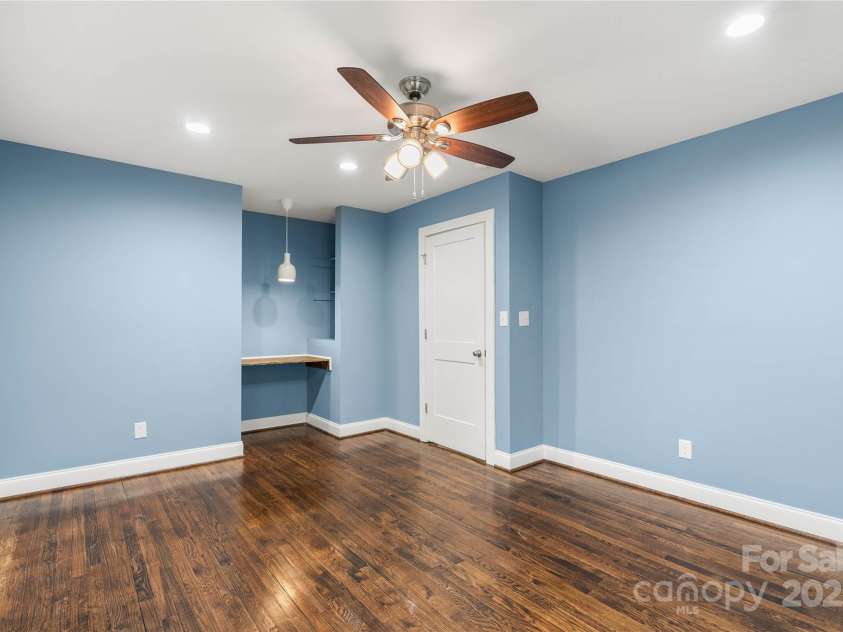 131 Thrift Circle, Landrum, SC 29356.  MLS# CAR4222865, YatesRealty ID 2816. 