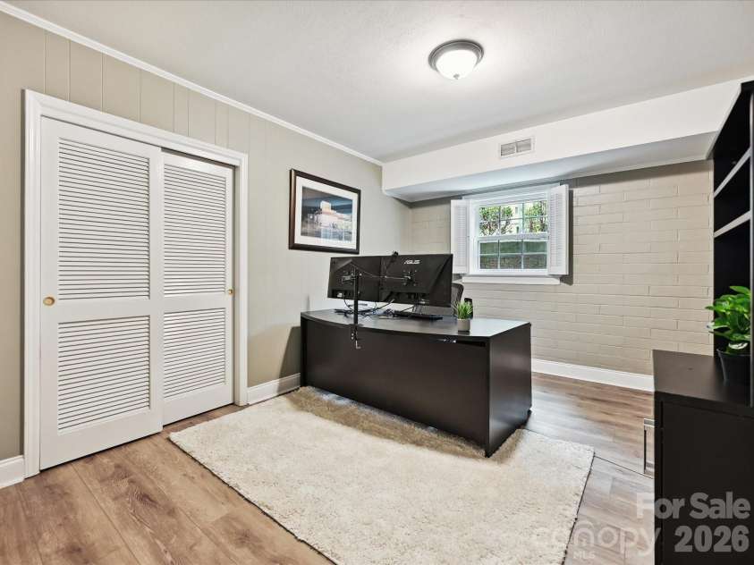 327 Whitestone Road, Charlotte, NC 28270.  MLS# CAR4384036, YatesRealty ID 28160. 