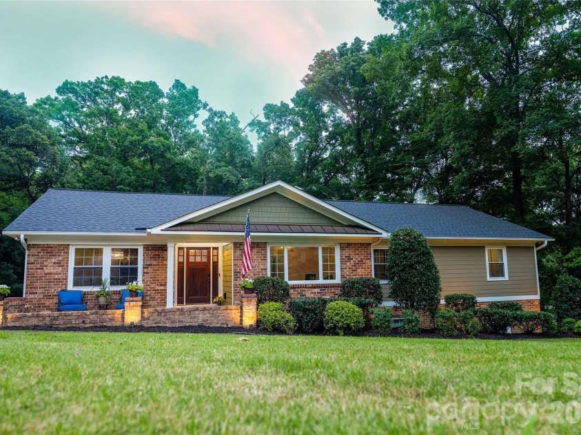 327 Whitestone Road, Charlotte, NC 28270.  MLS# CAR4384036, YatesRealty ID 28160. 