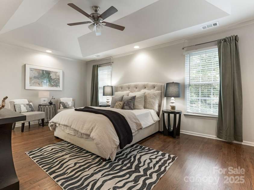 2021 Sablewood Drive, Charlotte, NC 28205.  MLS# CAR4279995, YatesRealty ID 28161. 