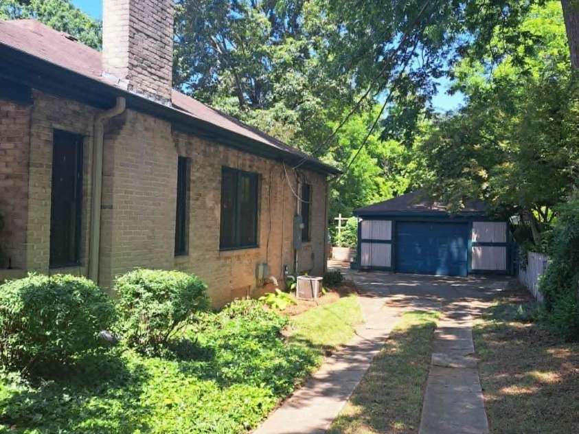204 Shaver Street, Salisbury, NC 28144.  MLS# CAR4384976, YatesRealty ID 28162. 