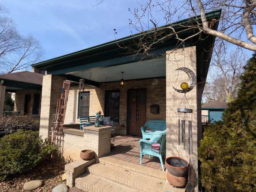204 Shaver Street, Salisbury, NC 28144.  MLS# CAR4384976, YatesRealty ID 28162. 