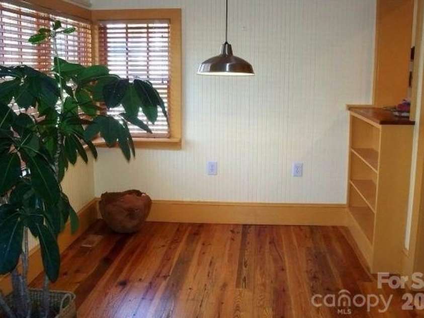 204 Shaver Street, Salisbury, NC 28144.  MLS# CAR4384976, YatesRealty ID 28162. 
