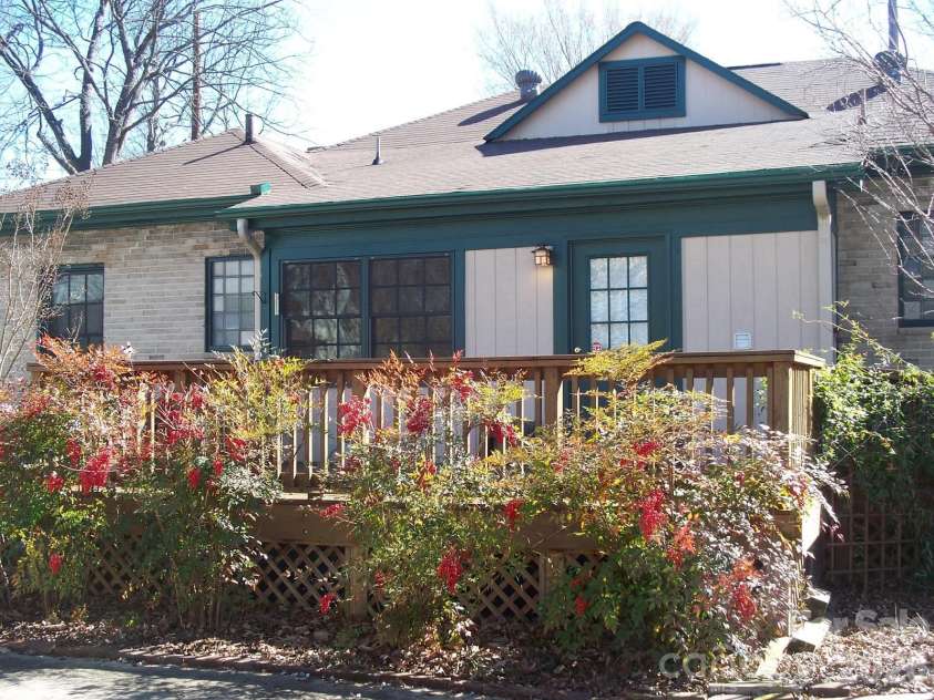 204 Shaver Street, Salisbury, NC 28144.  MLS# CAR4384976, YatesRealty ID 28162. 