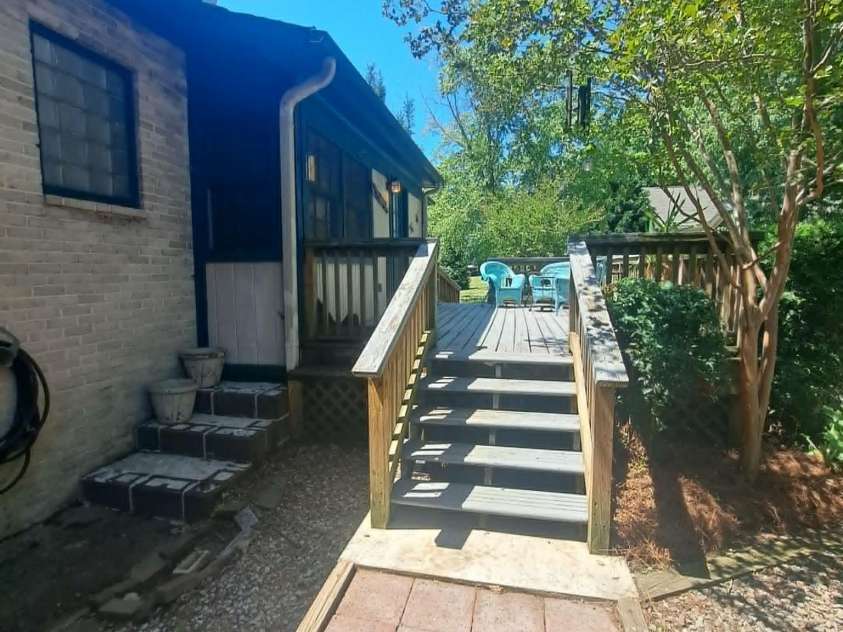 204 Shaver Street, Salisbury, NC 28144.  MLS# CAR4384976, YatesRealty ID 28162. 